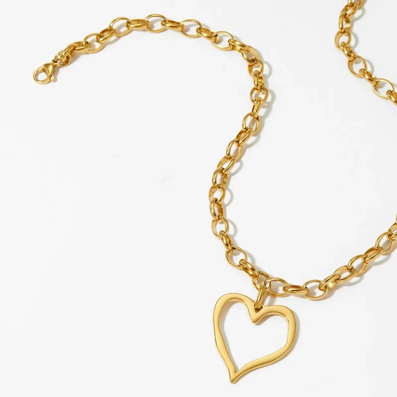 HEART NECKLACE